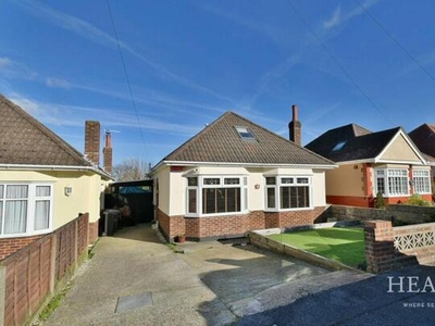 4 Bedroom Bungalow Bournemouth Bournemouth