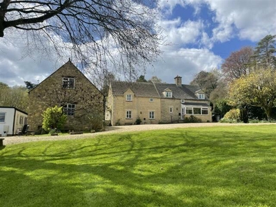 6 Bedroom House Bourton On Water Gloucestershire