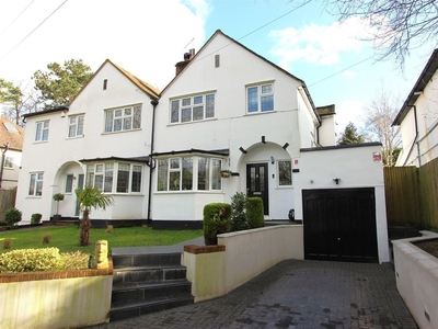 Luxury Semidetached House for sale in Banstead, United Kingdom