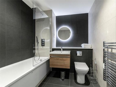 1 Bedroom Apartment For Rent In East Grinstead, West Sussex