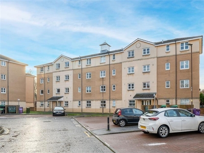 2 bed fourth floor flat for sale in Abbeyhill