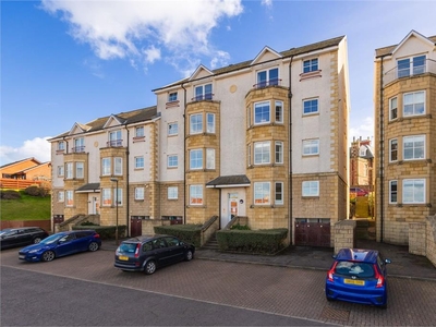 2 bed second floor flat for sale in Dunbar