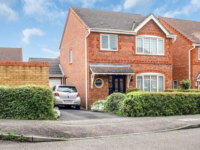 3 Bedroom House Bletchley Buckinghamshire