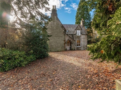 4 bed detached house for sale in West Linton