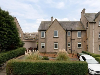 4 bed double upper flat for sale in Clermiston