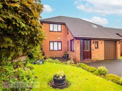 4 Bedroom Detached House For Sale In Oldham, Greater Manchester