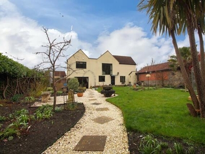 4 Bedroom House Brent Knoll Somerset