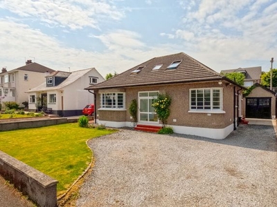 Detached bungalow for sale in Glasgow Road, Waterfoot, East Renfrewshire. G76