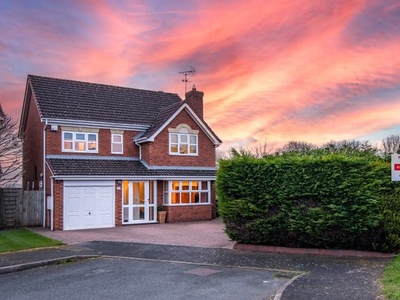 Detached house for sale in Avoncroft Road, Stoke Heath, Bromsgrove, Worcestershire B60