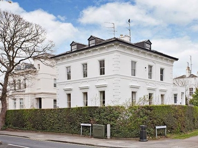 Flat for sale in Park Place, Cheltenham, Gloucestershire GL50