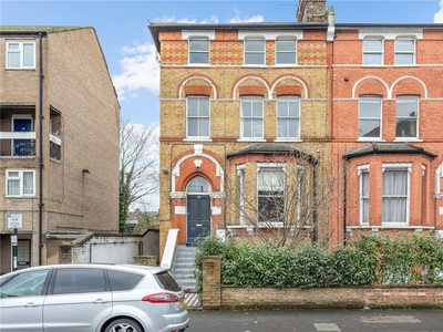 Gauden Road, London, SW4 1 bedroom flat/apartment in London