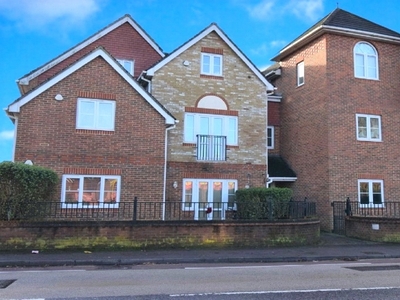 Spring House, Sarum Hill, Basingstoke, Hampshire, RG21 2 bedroom flat/apartment in Sarum Hill