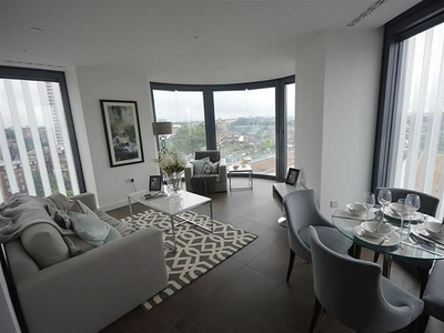 1 bedroom apartment for rent in Chronicle Tower, City Road, Angel, London, EC1V