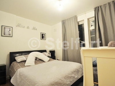 1 bedroom apartment for rent in Court Road, London, SE9