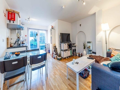 1 bedroom flat for rent in Camden Road , Camden Borders N7
