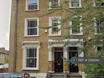 1 bedroom flat for rent in Dalston Lane, London, E8