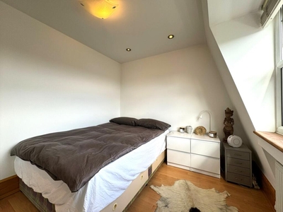 1 bedroom flat for rent in Hornsey Road, Archway, N19