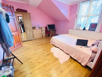 1 bedroom flat for rent in Midland Road, Luton, Bedfordshire, LU2