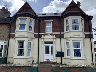 1 bedroom flat for rent in Oundle Road, Flat 1, Peterborough, PE2