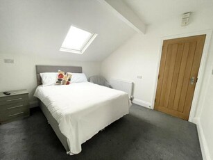 1 Bedroom House Leeds West Yorkshire