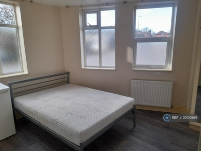 1 bedroom house share for rent in Ashwood Terrace, Stoke-On-Trent, ST3