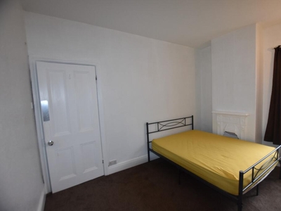 1 bedroom house share for rent in Princess street, Dogsthorpe, Peterborough, PE1