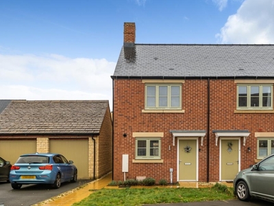 2 Bed House For Sale in Moreton-In-Marsh, Gloucestershire, GL56 - 5275992