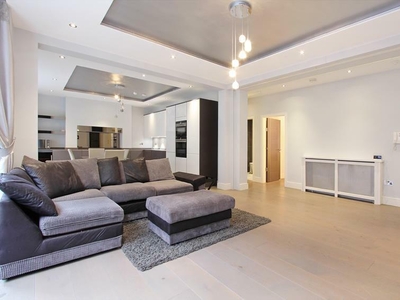 2 bedroom apartment for rent in Chiltern St, Marylebone, W1U