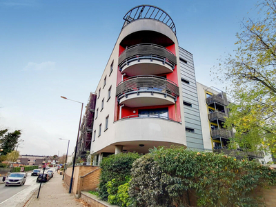 2 bedroom apartment for rent in Crown Dale, Upper Norwood, SE19