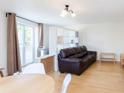 2 bedroom apartment for rent in Garford Street, E14