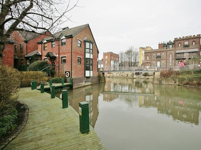 2 bedroom apartment for rent in Watermans Reach, Brook Street, Grandpont, Oxford, OX1