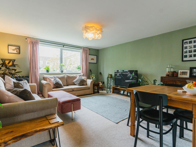 2 bedroom apartment for sale in Albert Road, Stoneygate, LE2