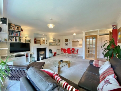 2 bedroom apartment for sale in Harbour Prospect, 32 Hurst Hill, Lilliput , BH14