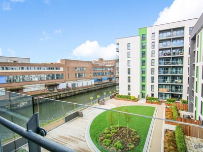 2 bedroom apartment for sale in Richard Hawthorne House, Norwich, NR1