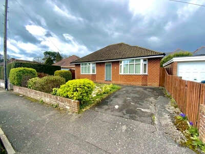 2 bedroom detached bungalow for sale in Pauncefote Road, Pokesdown, Bournemouth, BH5
