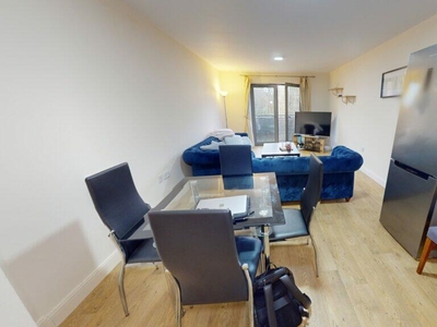 2 bedroom flat for rent in Apartment 7 Bournbrook Court, 400 Bristol Road, B5 7SQ, B5