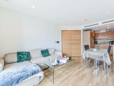 2 bedroom flat for rent in Chelsea Bridge Wharf, Battersea, London, SW11