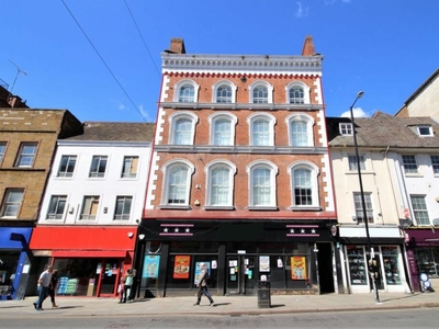 2 bedroom flat for rent in The Drapery, Town Centre - NN1