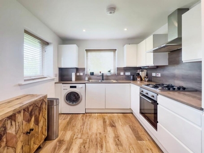 2 bedroom flat for sale in Calvie Croft, Hodge Lea, MILTON KEYNES, MK12