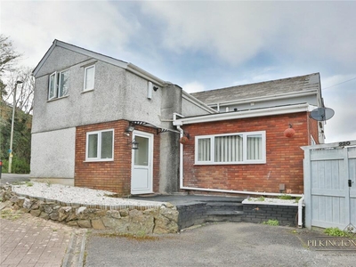 2 bedroom semi-detached house for sale in Mannamead Road, Plymouth, Devon, PL3