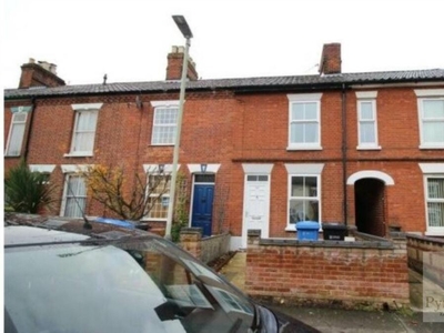 2 bedroom terraced house for rent in Caernarvon Road, Norwich, NR2