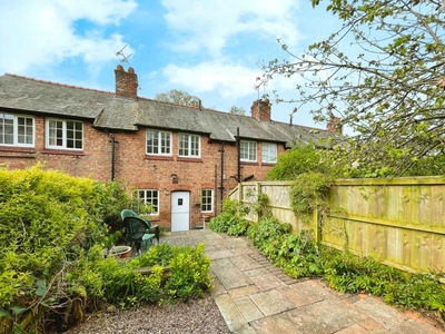 2 bedroom terraced house for sale in Greenway Street, Chester, Cheshire, CH4