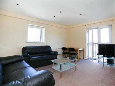 3 bedroom apartment for rent in (£99pppw) Rialto Building, Melbourne Street, Newcastle Upon Tyne, NE1