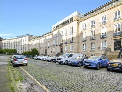 3 bedroom apartment for rent in Fettes Row, Edinburgh, EH3