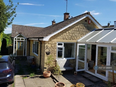 3 bedroom bungalow for rent in Finchcroft Lane, Cheltenham, GL52