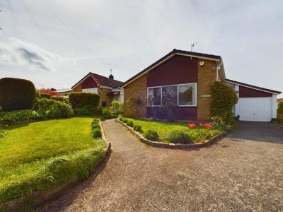 3 bedroom bungalow for sale in Brookside, Pill, Bristol, BS20