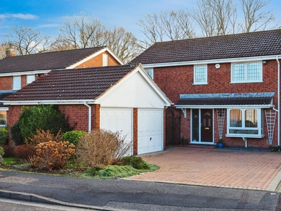 3 bedroom detached house for sale in Caxmere Drive, Wollaton, Nottinghamshire, NG8