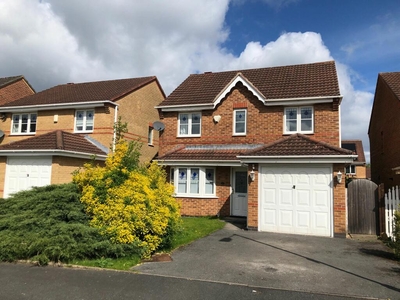 3 bedroom detached house for sale in Chedworth Drive, Manchester, M23