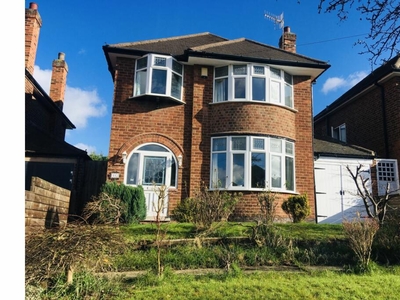 3 bedroom detached house for sale in Harrow Road, Nottingham, NG2