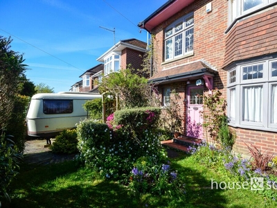 3 bedroom detached house for sale in Hillcrest Road, Bournemouth, Dorset, BH9